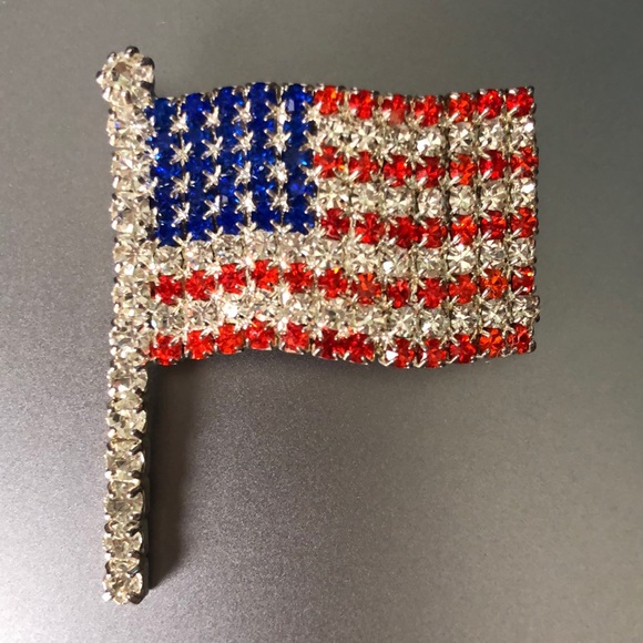 Jewelry - Vintage Rhinestone American Flag Brooch Pin